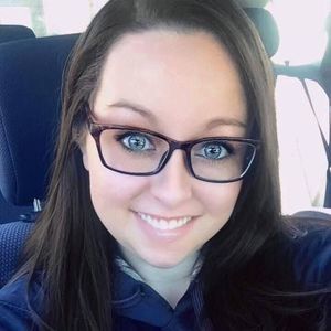 Meet your Posher, Karlee